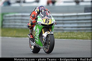 motogp_bradl_031_pays_bas_assen_2013.jpg