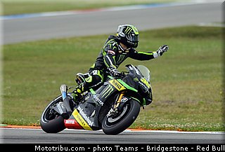 motogp_crutchlow_024_pays_bas_assen_2013.jpg