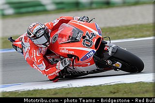 motogp_dovizioso_001_pays_bas_assen_2013.jpg