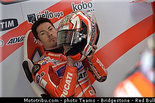 motogp_hayden_001_pays_bas_assen_2013.jpg