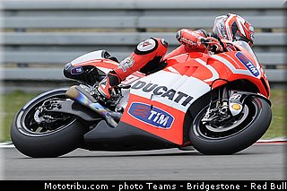 motogp_hayden_002_pays_bas_assen_2013.jpg