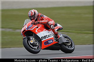motogp_hayden_003_pays_bas_assen_2013.jpg