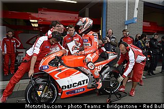 motogp_hayden_018_pays_bas_assen_2013.jpg