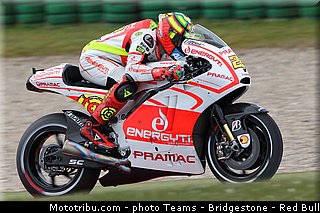 motogp_iannone_001_pays_bas_assen_2013.jpg