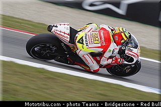 motogp_iannone_005_pays_bas_assen_2013.jpg