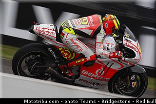 motogp_iannone_008_pays_bas_assen_2013.jpg