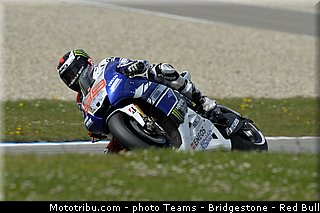 motogp_lorenzo_023_pays_bas_assen_2013.jpg
