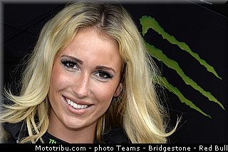 motogp_pitbabe_021_pays_bas_assen_2013.jpg