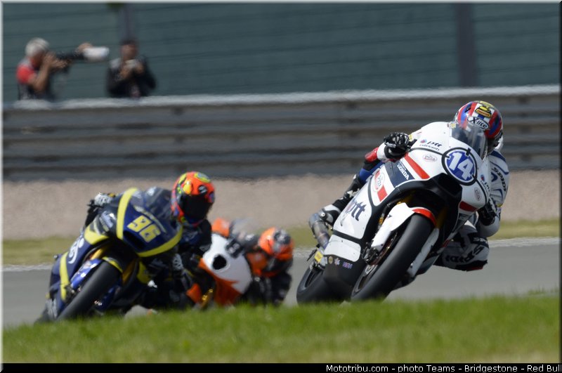 moto2_009_allemagne_sachsenring_2013