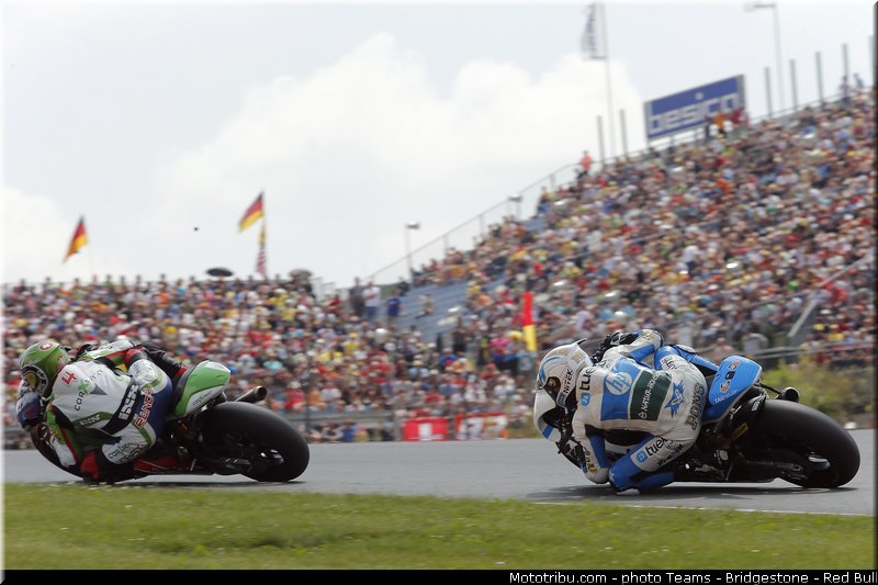 moto2_024_allemagne_sachsenring_2013