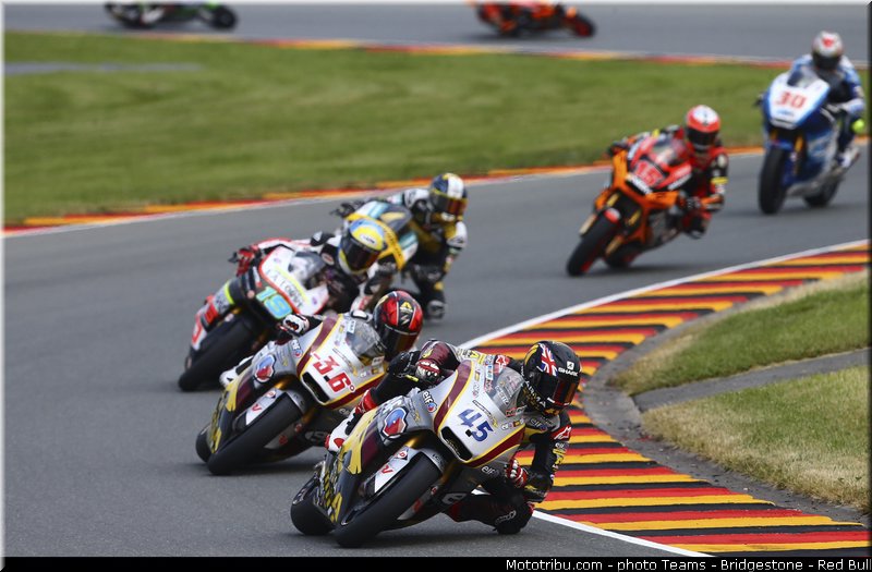 moto2_029_allemagne_sachsenring_2013