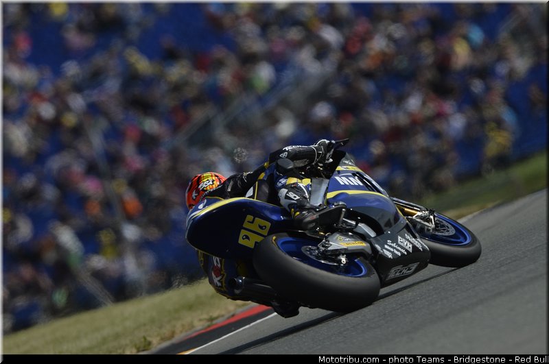 moto2_rossi_003_allemagne_sachsenring_2013