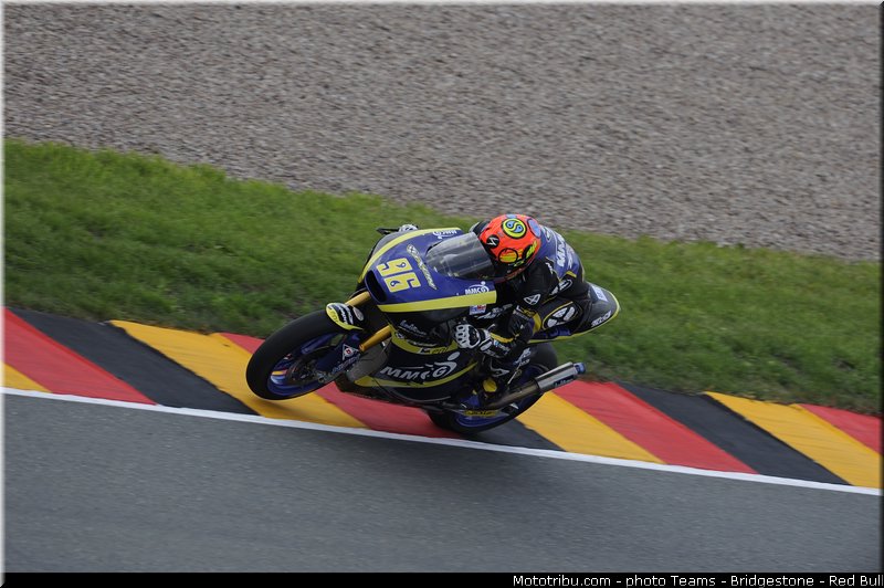 moto2_rossi_005_allemagne_sachsenring_2013
