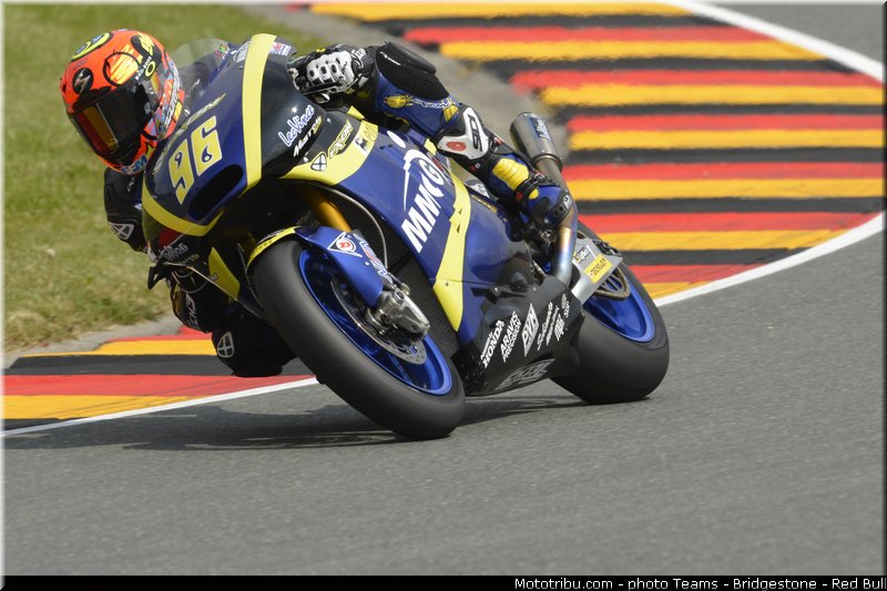 moto2_rossi_007_allemagne_sachsenring_2013