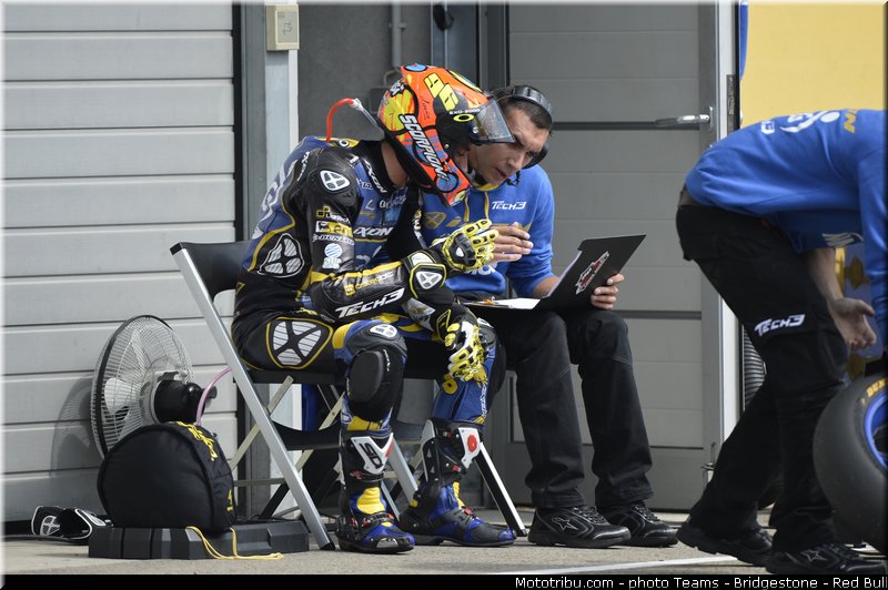 moto2_rossi_011_allemagne_sachsenring_2013