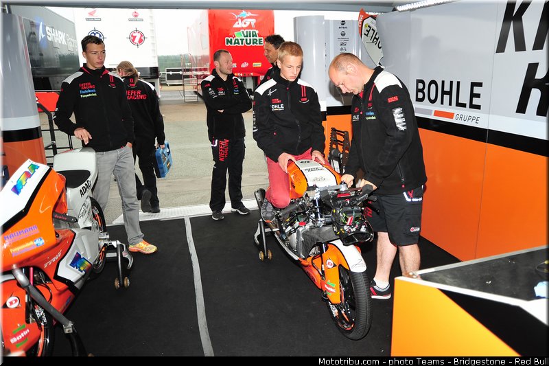 moto3_ambiance_001_allemagne_sachsenring_2013