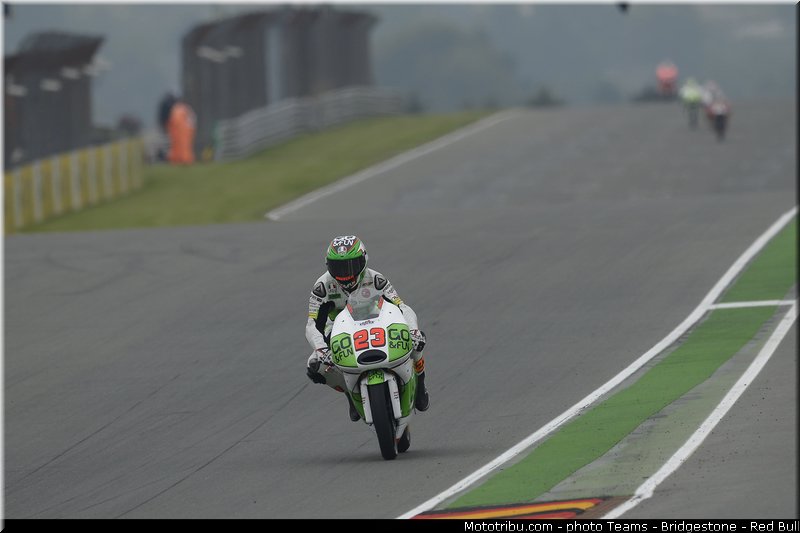 moto3_antonelli_002_allemagne_sachsenring_2013