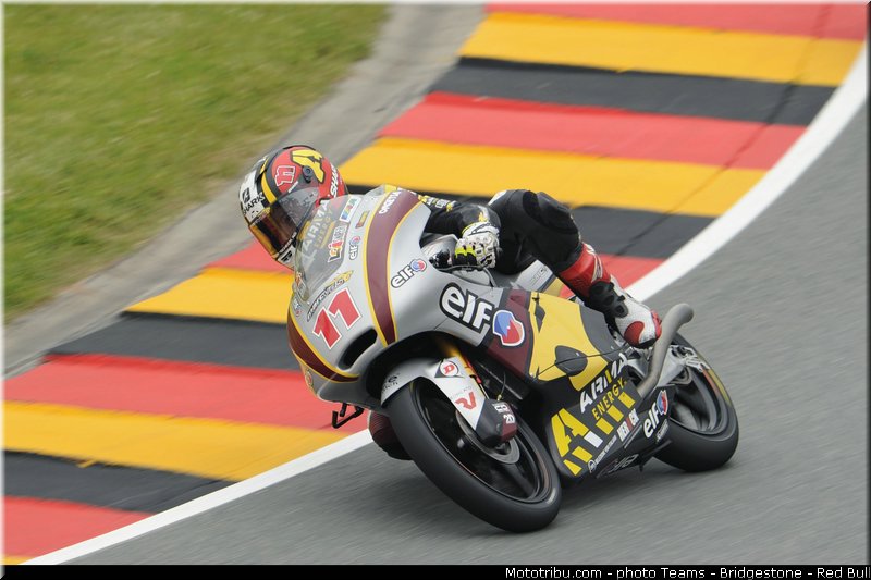 moto3_loi_004_allemagne_sachsenring_2013
