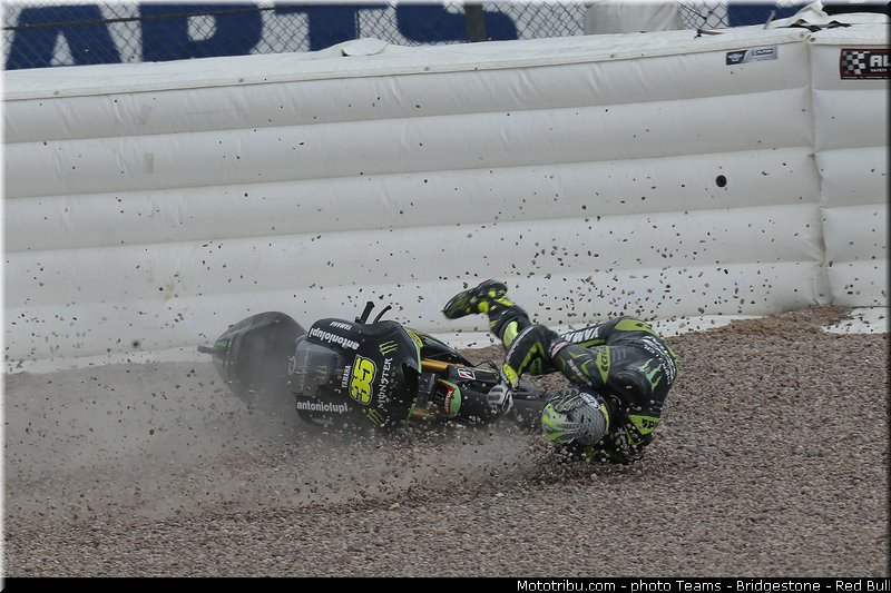 motogp_crutchlow_010_allemagne_sachsenring_2013