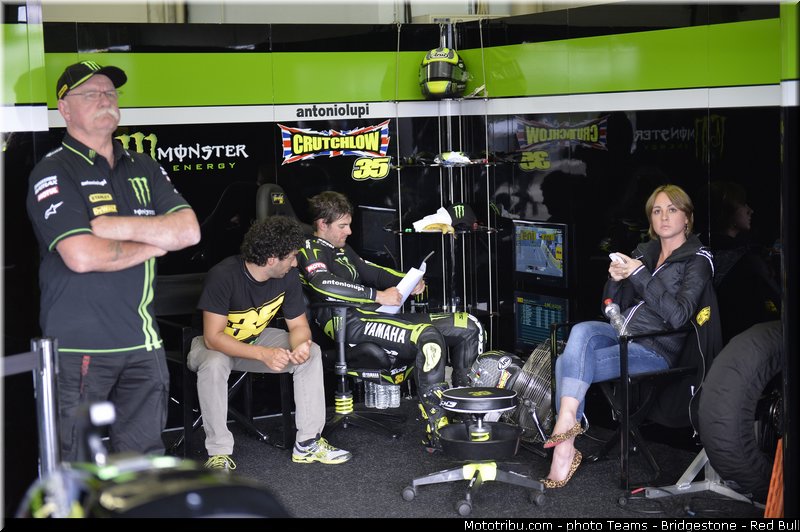 motogp_crutchlow_019_allemagne_sachsenring_2013