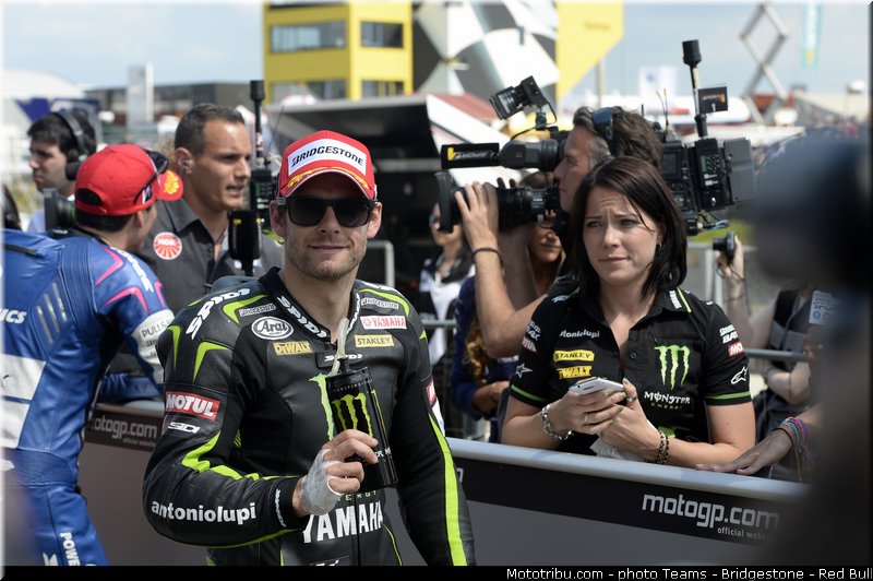 motogp_crutchlow_022_allemagne_sachsenring_2013