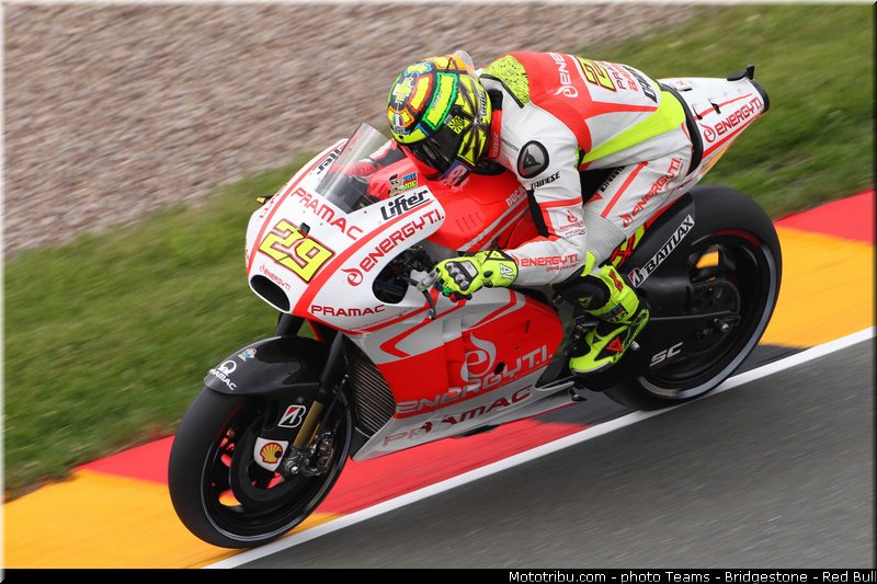 motogp_iannone_004_allemagne_sachsenring_2013