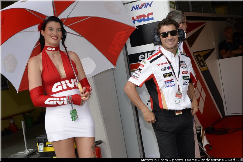 motogp_pitbabe_008_allemagne_sachsenring_2013