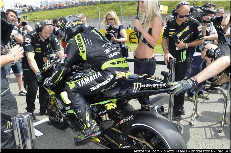 motogp_pitbabe_023_allemagne_sachsenring_2013
