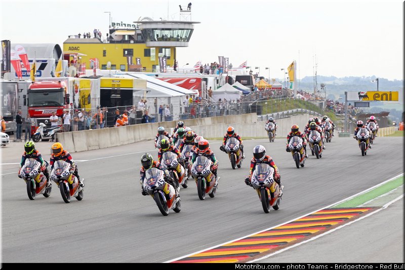 redbull_motogp_rookies_cup_002_allemagne_sachsenring_2013
