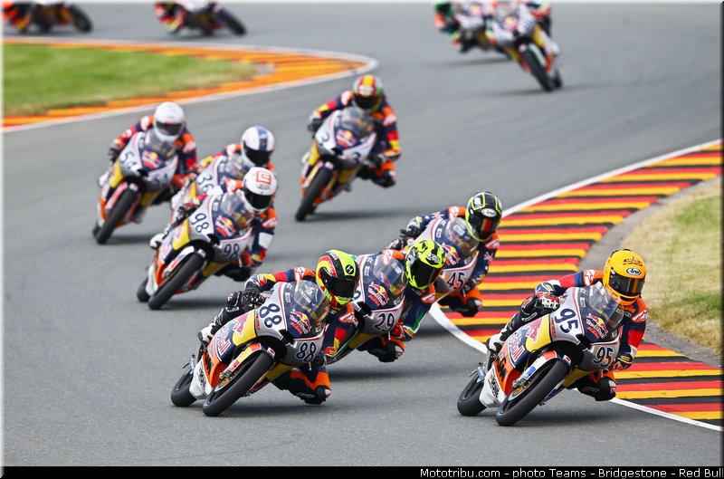 redbull_motogp_rookies_cup_007_allemagne_sachsenring_2013
