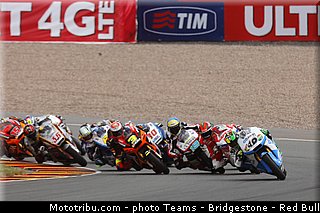 moto2_017_allemagne_sachsenring_2013.jpg