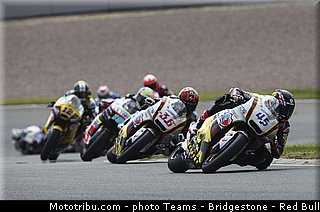 moto2_030_allemagne_sachsenring_2013.jpg