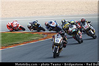 moto2_031_allemagne_sachsenring_2013.jpg