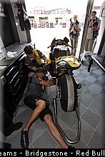 moto2_luthi_003_allemagne_sachsenring_2013.jpg