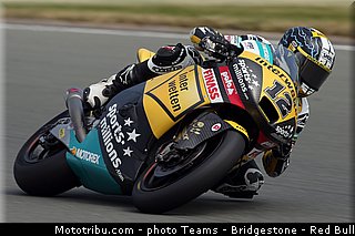 moto2_luthi_011_allemagne_sachsenring_2013.jpg