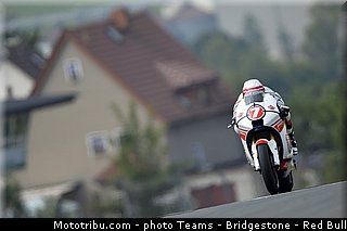 moto2_pradita_007_allemagne_sachsenring_2013.jpg