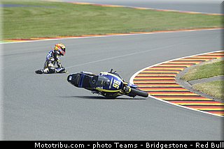 moto2_rossi_017_allemagne_sachsenring_2013.jpg