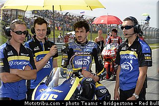 moto2_rossi_019_allemagne_sachsenring_2013.jpg