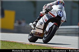 moto2_wilairot_001_allemagne_sachsenring_2013.jpg