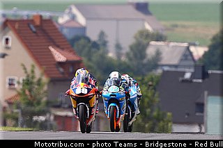 moto3_036_allemagne_sachsenring_2013.jpg