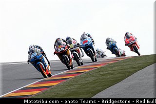 moto3_051_allemagne_sachsenring_2013.jpg