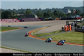 moto3_055_allemagne_sachsenring_2013.jpg