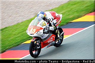 moto3_oettl_004_allemagne_sachsenring_2013.jpg