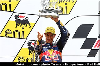 moto3_salom_006_allemagne_sachsenring_2013.jpg