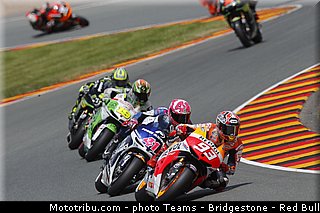 motogp_002_allemagne_sachsenring_2013.jpg