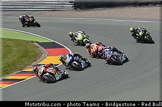 motogp_035_allemagne_sachsenring_2013.jpg