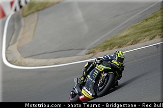 motogp_crutchlow_021_allemagne_sachsenring_2013.jpg