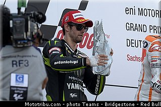 motogp_crutchlow_030_allemagne_sachsenring_2013.jpg