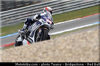 motogp_de_puniet_002_allemagne_sachsenring_2013.jpg
