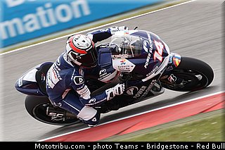 motogp_de_puniet_003_allemagne_sachsenring_2013.jpg